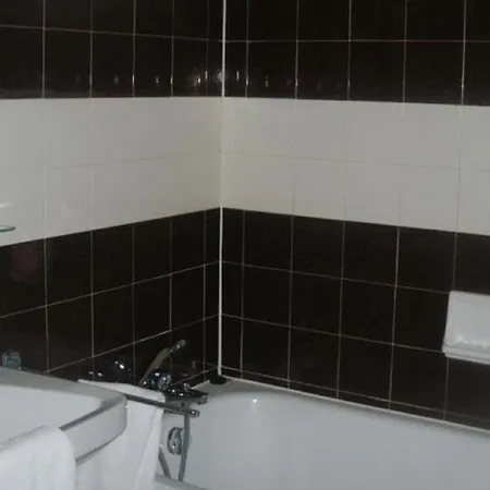 فندق Le Novel آركاشو